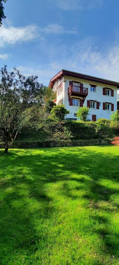 Chambre D'Hotes Avec Piscine Au Calme Dans Maison Basque Ascain Exterior foto